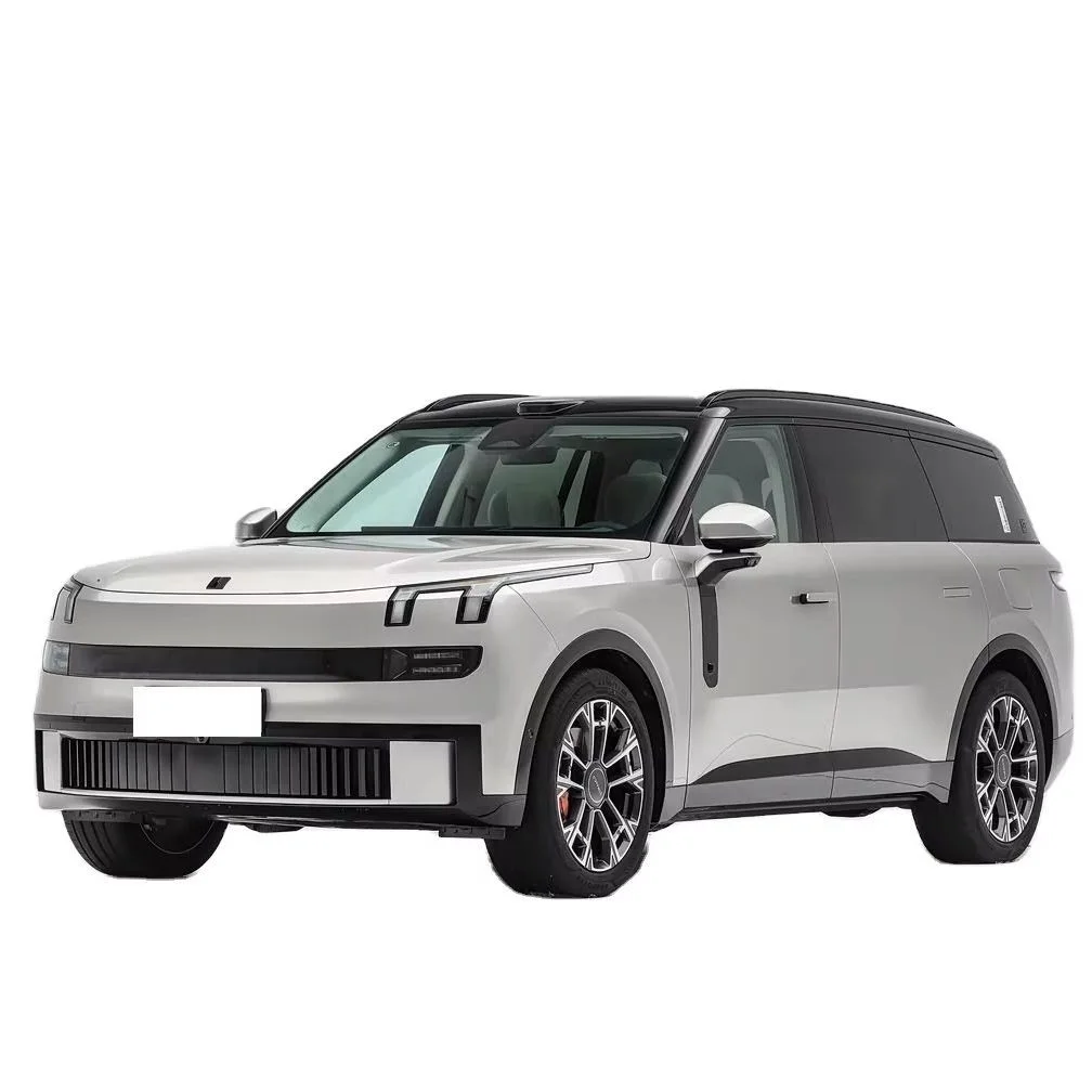 2025 Lynk & Co 900 Ultra — подключаемый гибридный кроссовер из Китая