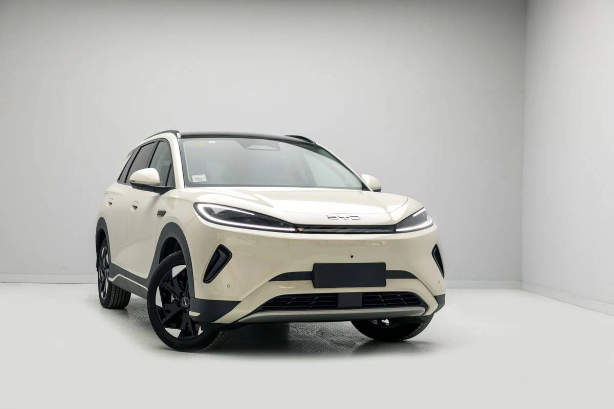 2025 BYD Sealion 05 EV LHD — электрический кроссовер из Китая