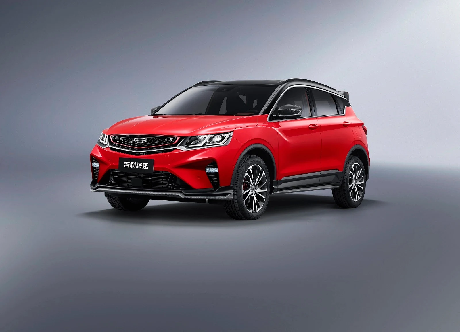 Geely Coolray 1.5T LHD — бензиновый кроссовер из Китая