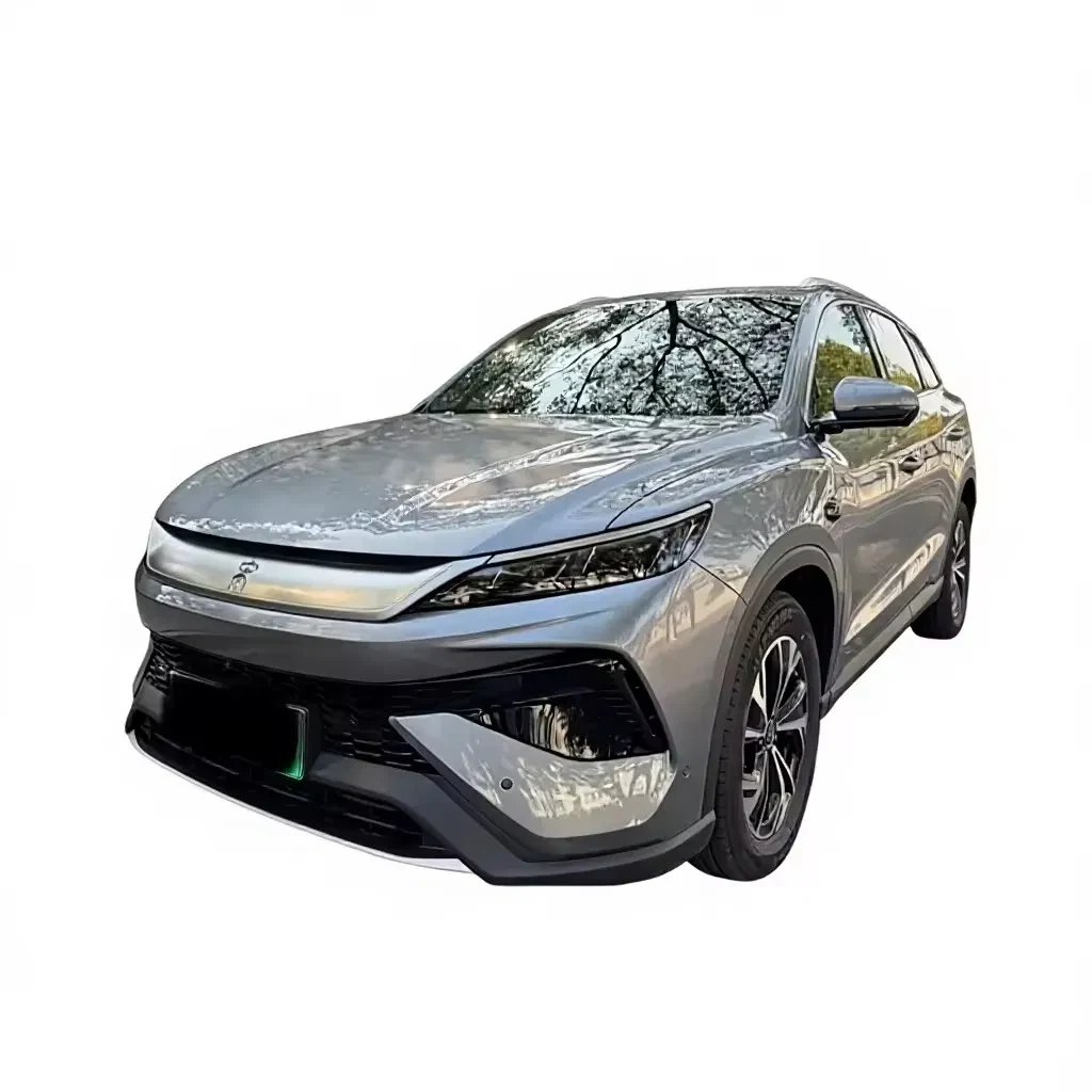 2026 BYD Song Pro DM-i LHD — подключаемый гибридный кроссовер из Китая