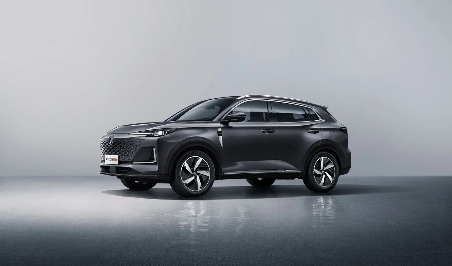Changan CS55 Plus 1.5T LHD — бензиновый кроссовер из Китая