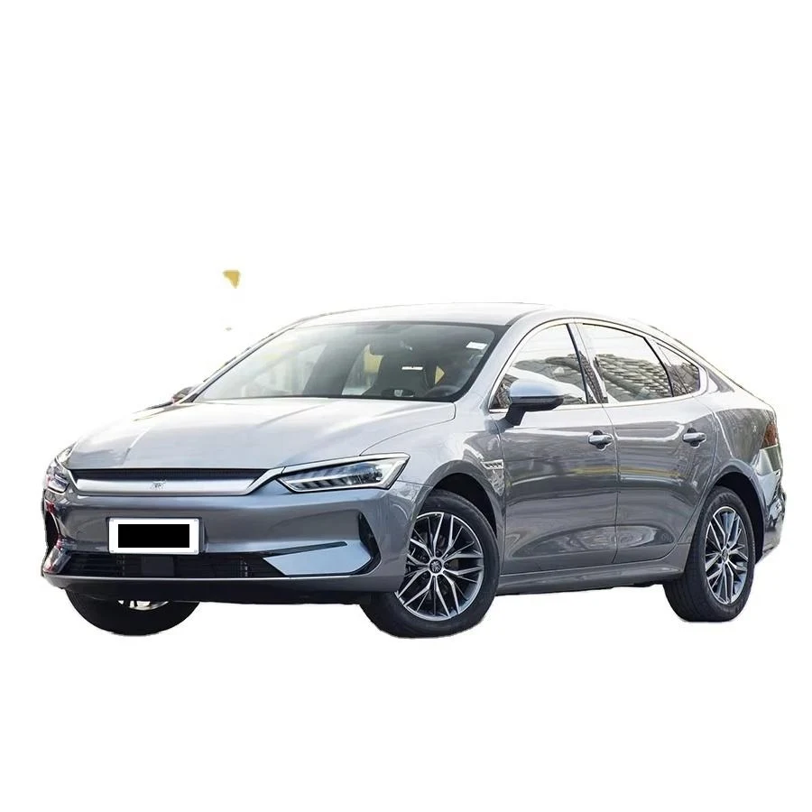 2025 BYD Qin Plus DM-i LHD — подключаемый гибридный седан из Китая