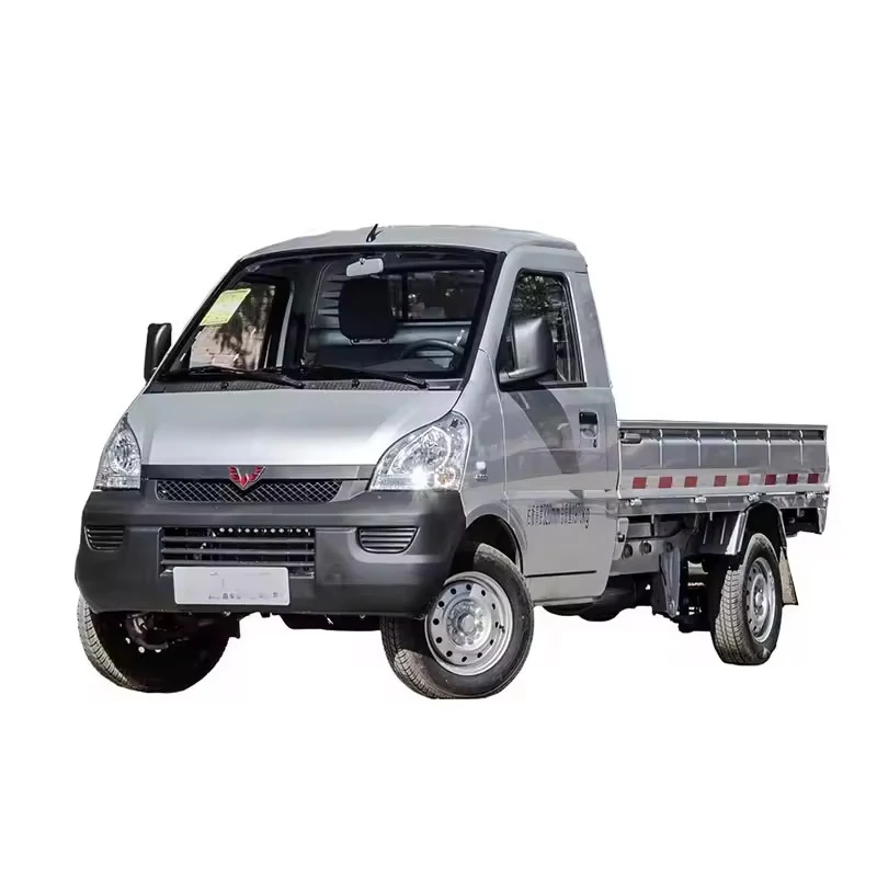 2024 Wuling Hongguang LHD — бензиновый мини-грузовик из Китая